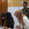 Suasana penandatanganan Perjanjian Jual Beli Tenaga Listrik (PJBTL) antara PT PLN (Persero) Unit Induk Distribusi Sulawesi Selatan Sulawesi dan Sulawesi Barat dan PT Masmindo Dwi Area